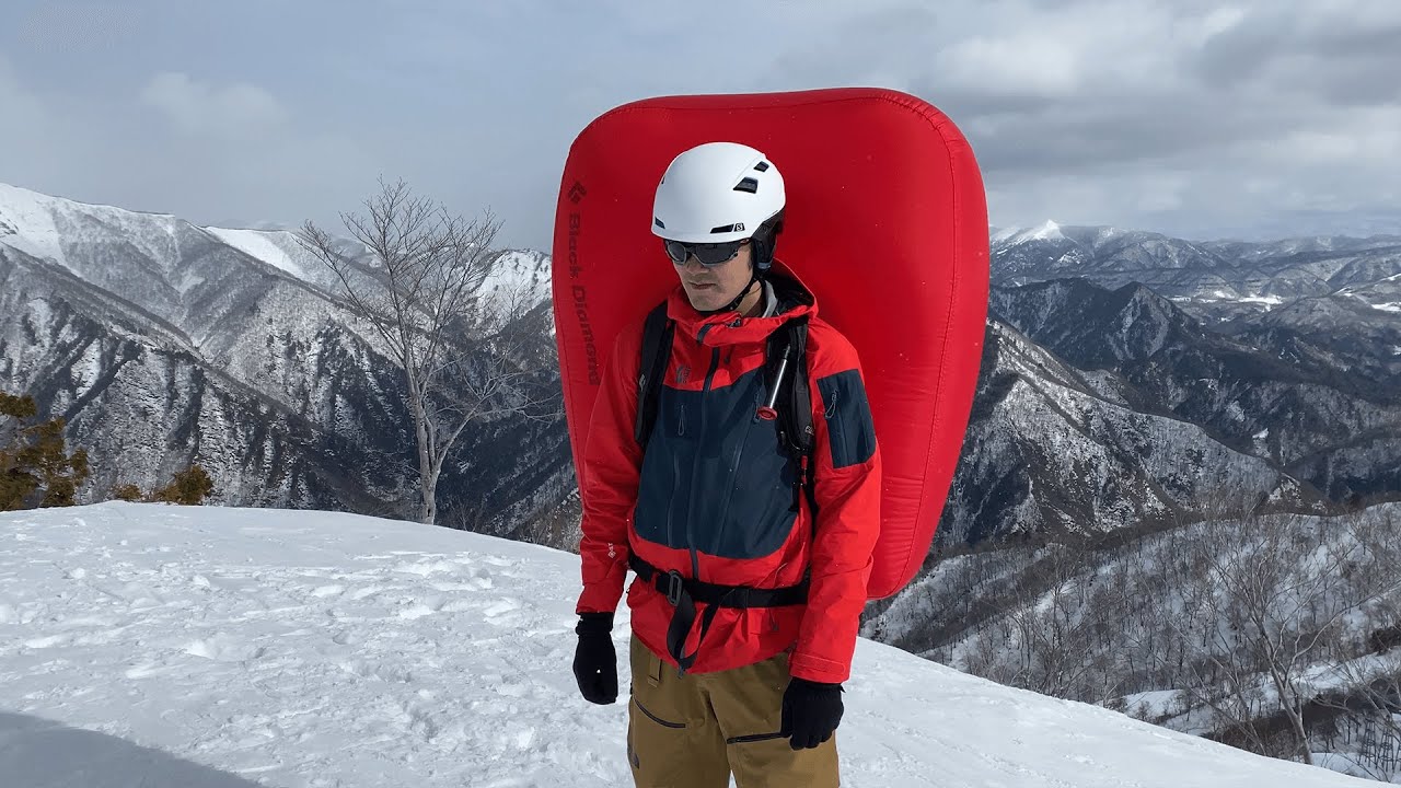 Review：雪山安全装備の新定番、アバランチエアバッグ。Black Diamond