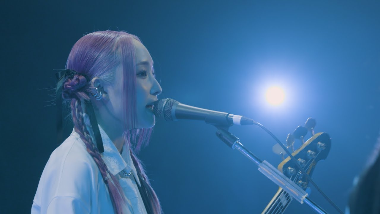 Aooo「青い煙」 Bass. やまもとひかる Spotlight Cam (from Live at