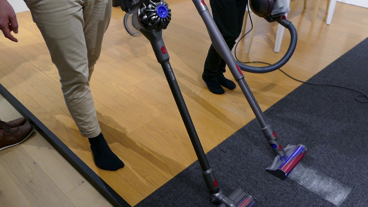 コードレスクリーナー「Dyson V7 Slim」とコード付き掃除機の吸引力