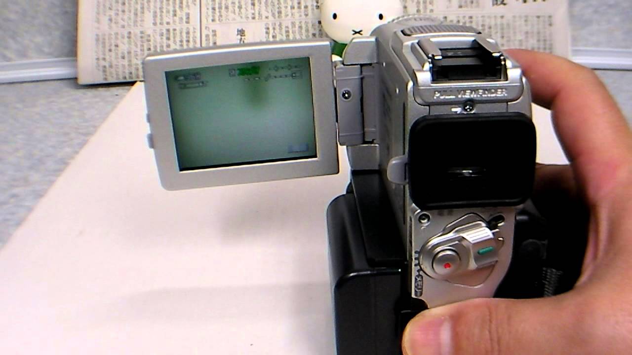 DCR PC101 - YouTube