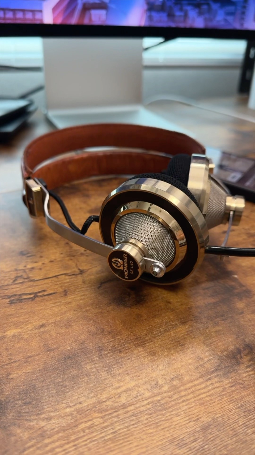 Pioneer's masterpiece! SE-L40 - YouTube