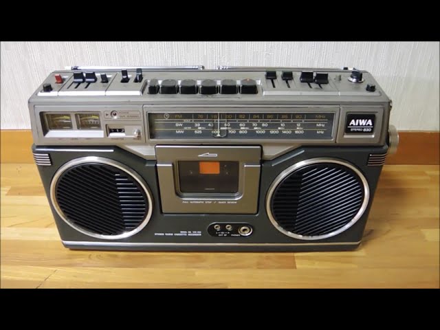 STEREO830】ラジカセ AIWA TPR-830 - YouTube