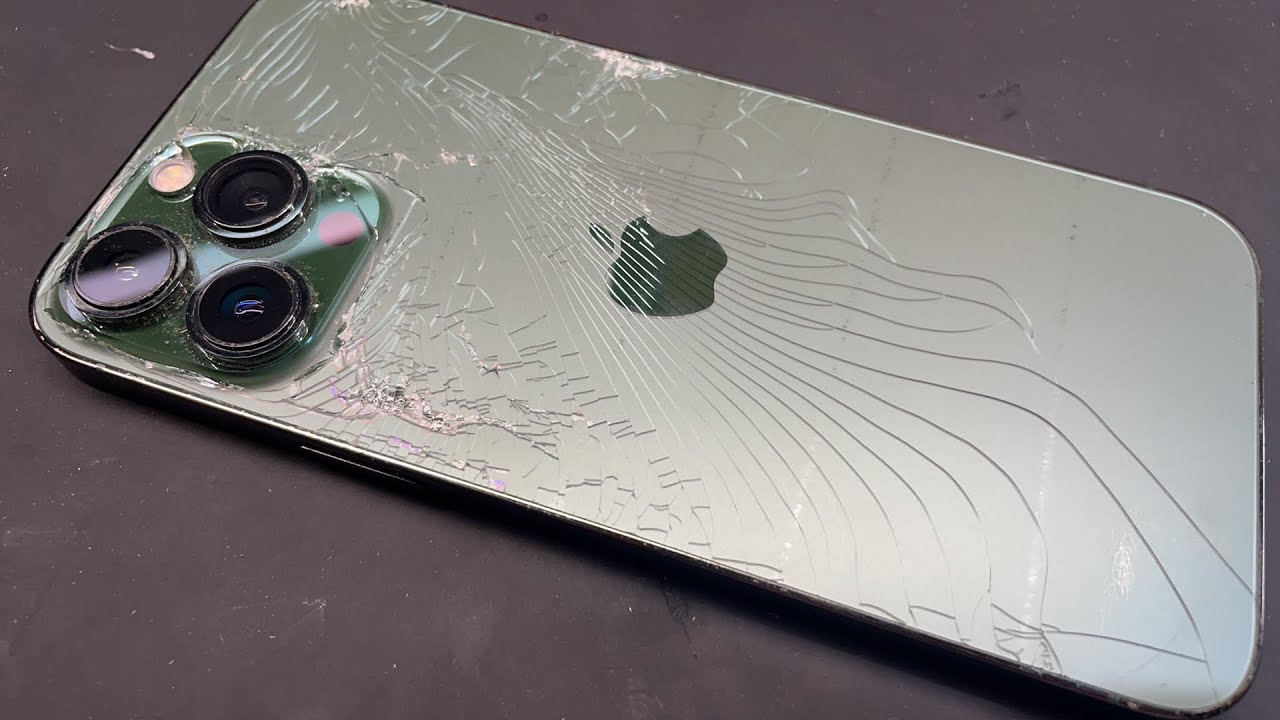 背面バキバキのまま使いますか❓iPhone 13 Pro Max 背面ガラス割れ交換