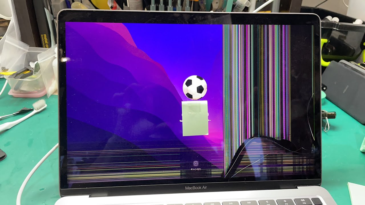 MacBook Air 2020 13in A2337 画面割れ交換修理 - YouTube
