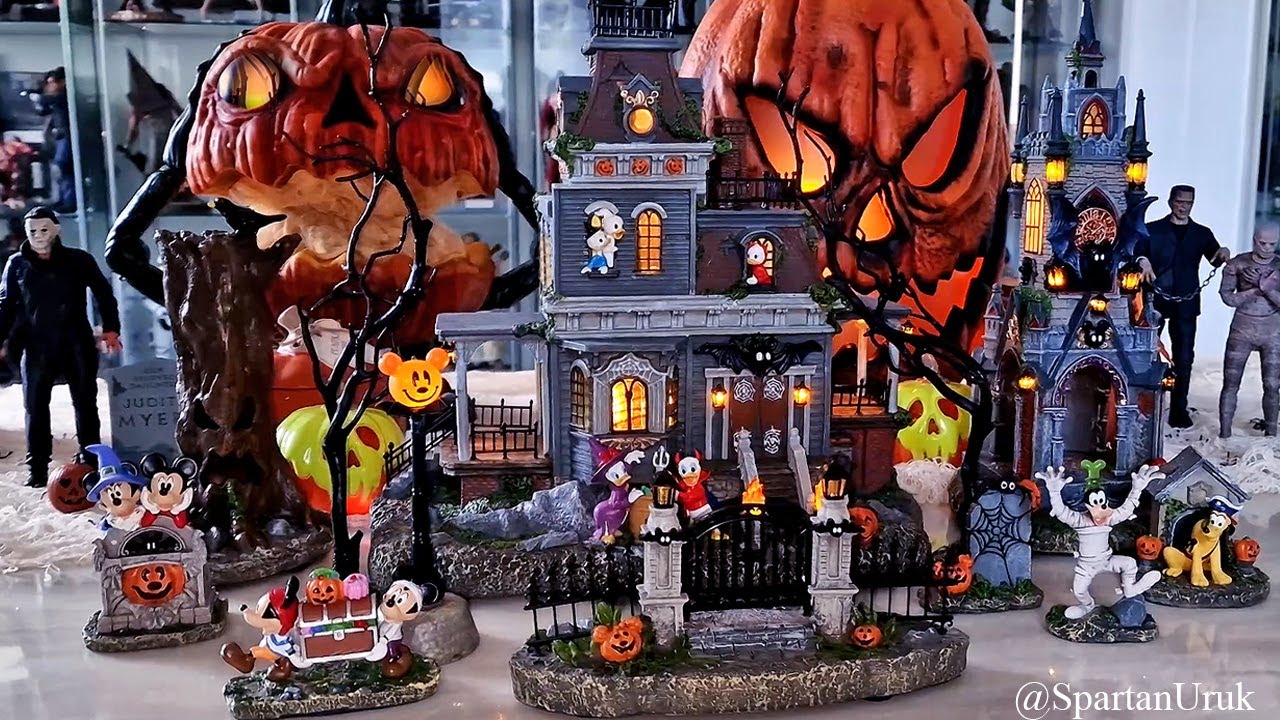 Disney Halloween Village 12 Piece Set Statue Review - YouTube