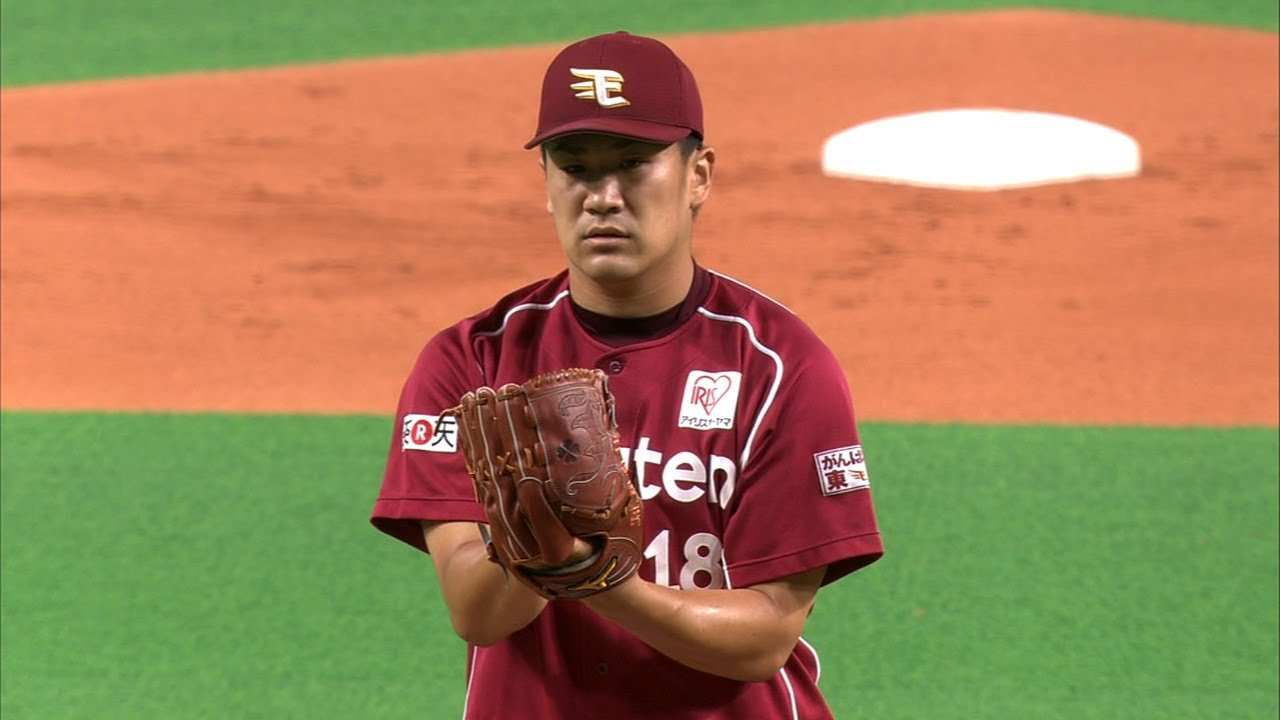 田中将大が開幕14連勝】楽天、嶋基宏の安打でサヨナラ勝ちし抱擁 - YouTube