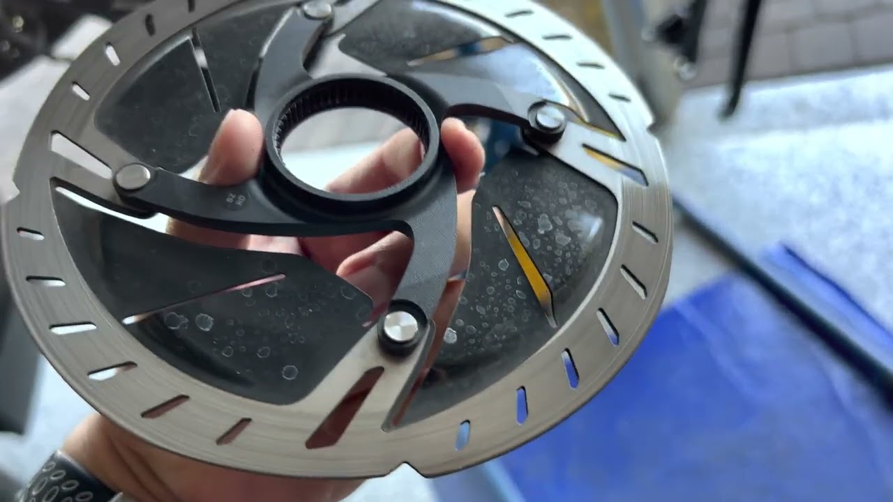 The new Dura Ace/ XTR SHIMANO CENTER LOCK Disc Brake Rotor 160 mm