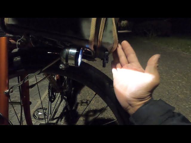 真っ暗の中、ダイナモライトを使って見た。【SON NABENDYNAMO / Son28