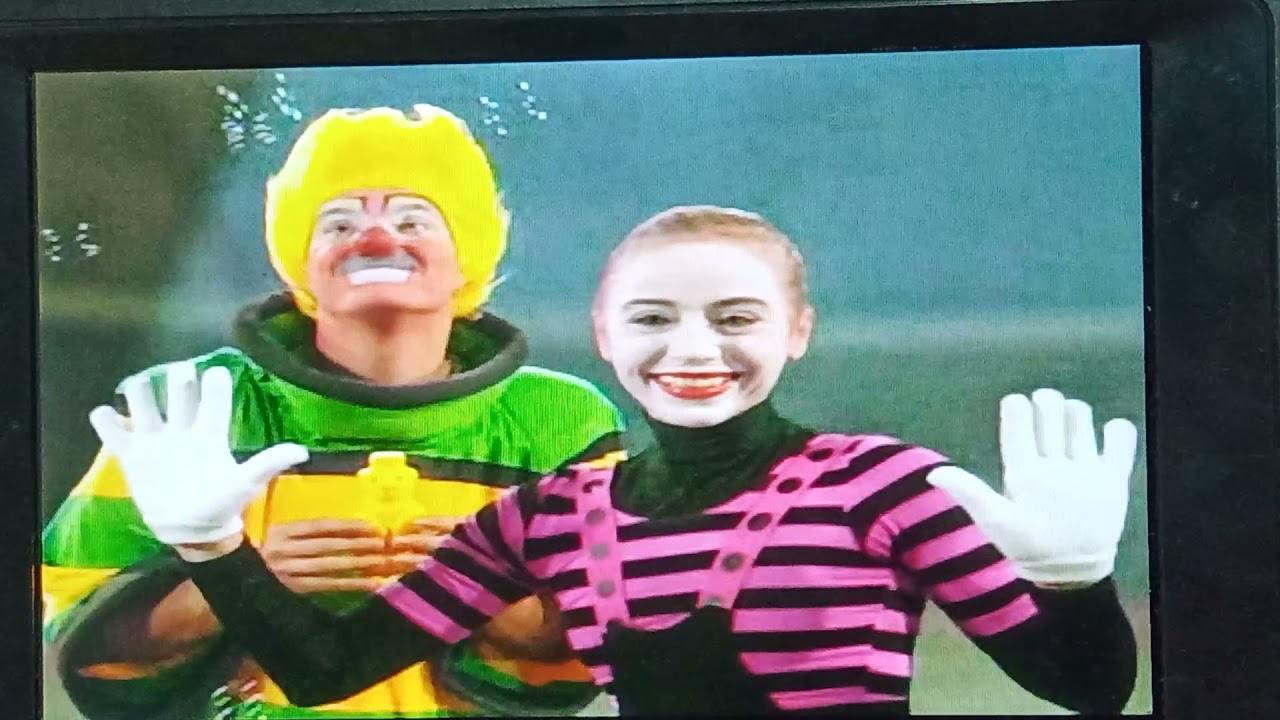 Disney's World of English Sing Along 3 - YouTube