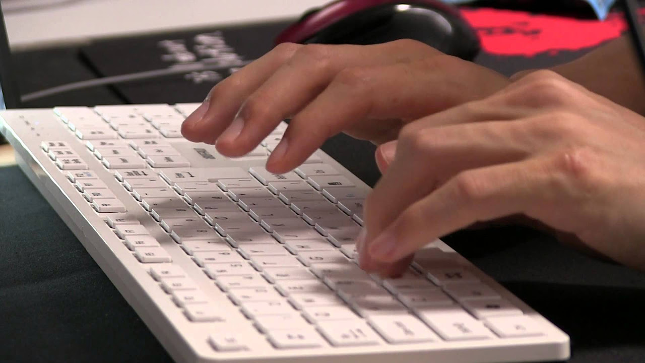 iBUFFALO パンタグラフキーボード BSKBB05 タイピング手元動画 - YouTube