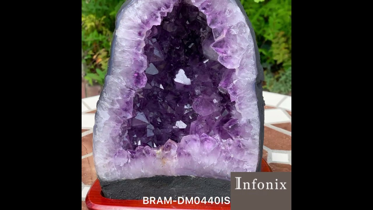 最高品質]ブラジル産アメジストドーム（専用台座付き） - 埼玉県吉川市