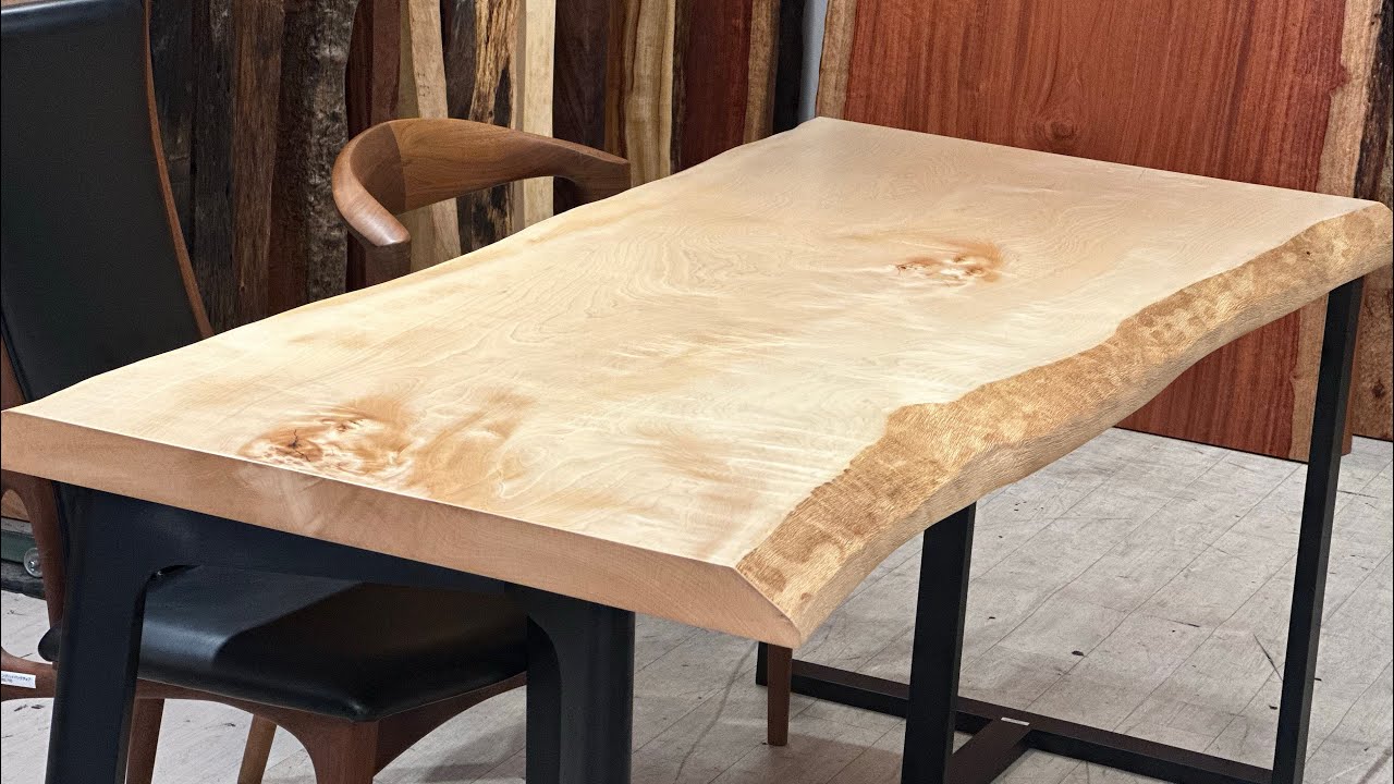 白栃（トチ）一枚板 1630×630-690×48 261027-2 - YouTube