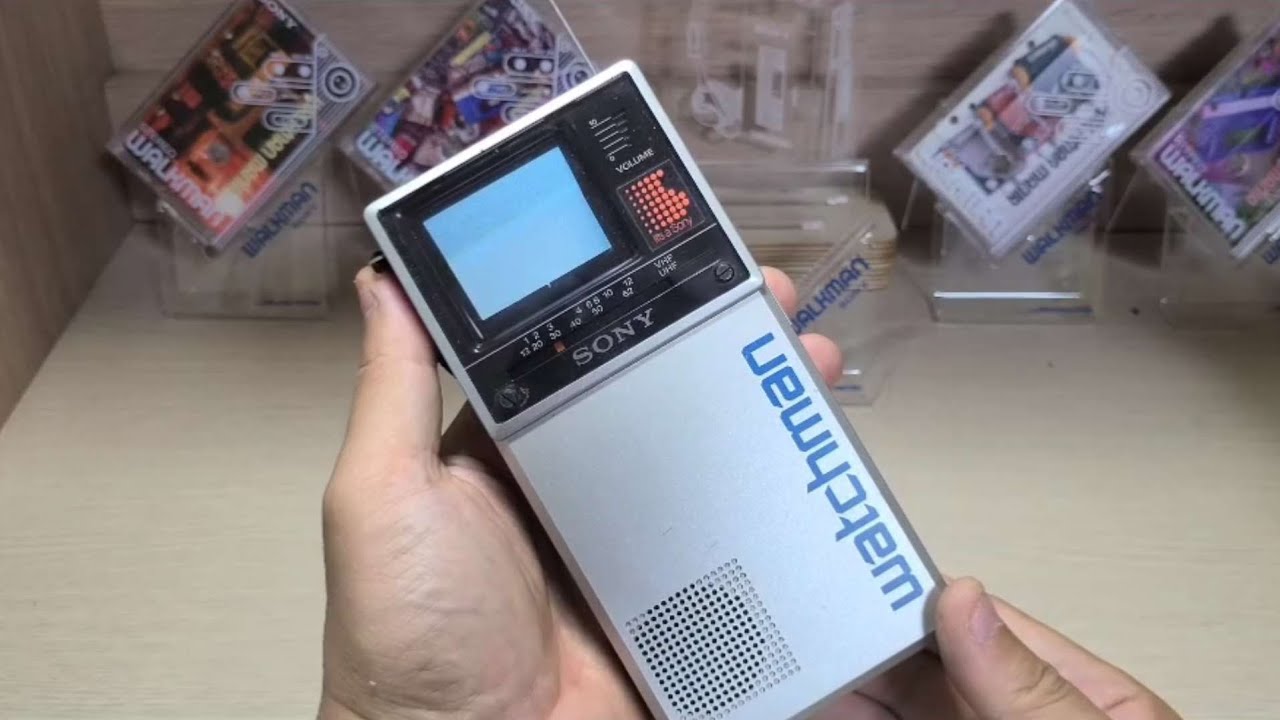 Sony Watchman FD-20 - YouTube