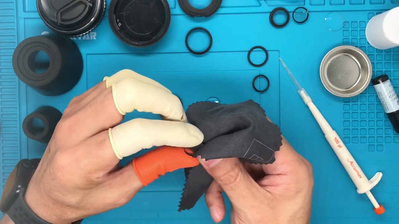 Pentax smc Pentax-M 40mm f2.8【バルサム切れ補修編】 - YouTube