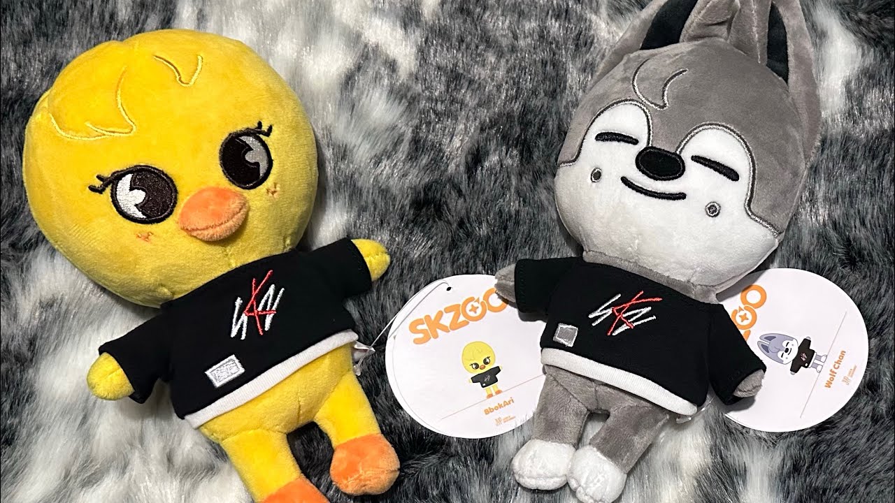 Stray Kids Skzoo 🐥Bbokari & 🐺Wolf Chan Plush Unboxing (Stay in