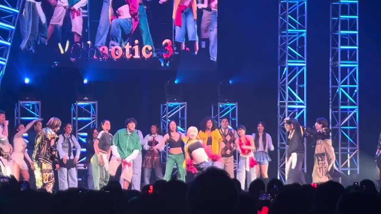 Travis Japan Concert Tour 2025 VIIsual @Grove of Anaheim CA - July