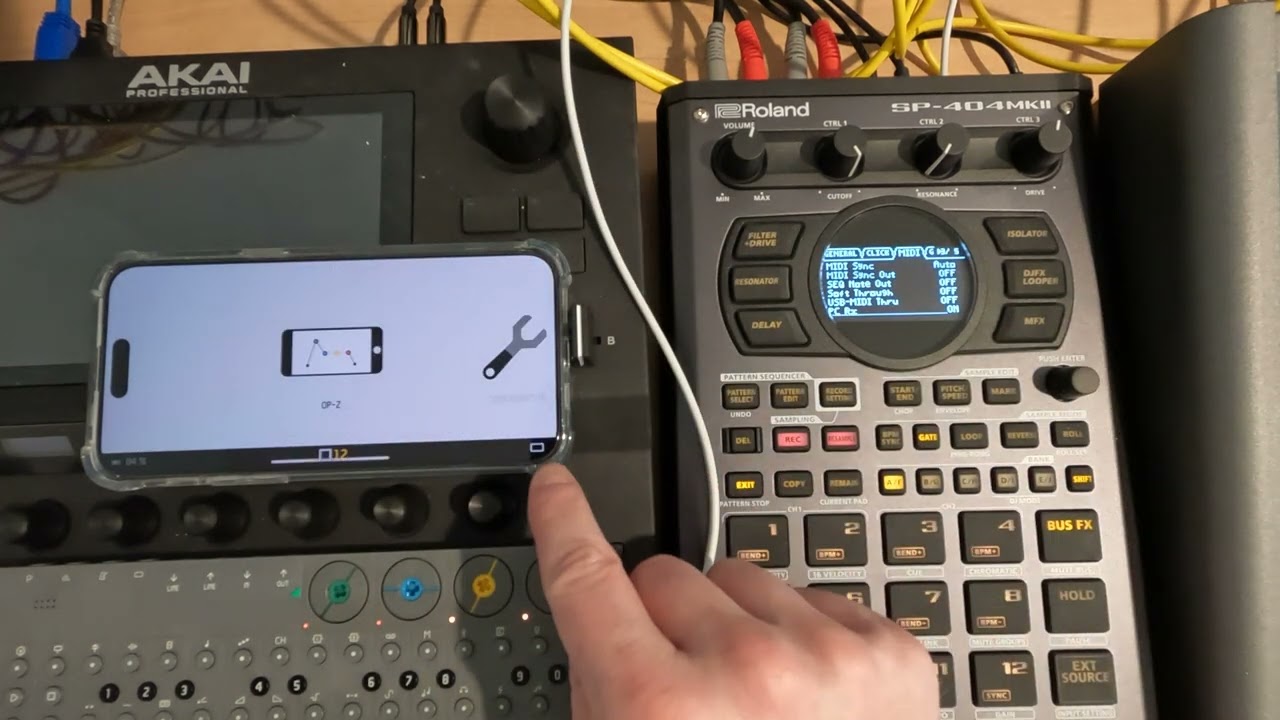 SP404 mk2 32.1 - Configuring OP-Z and SP404 mk2 for Sequencing