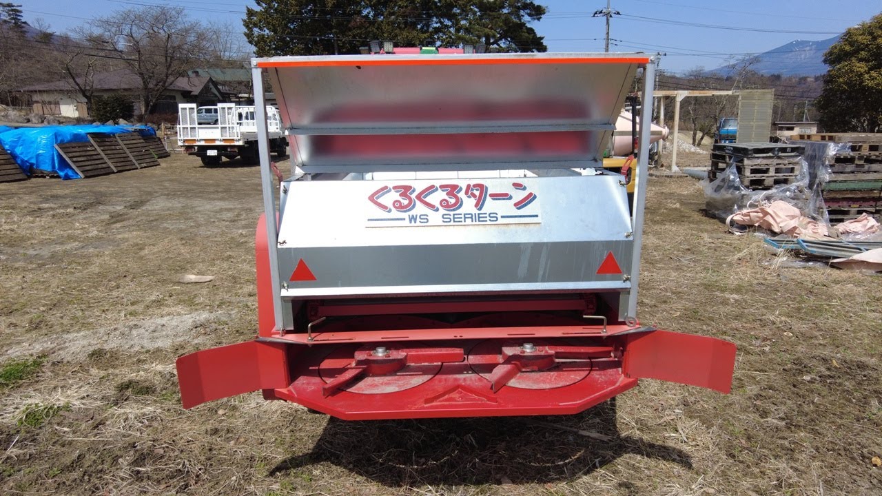 株式会社 デリカ・マニアスプレッダ(堆肥散布機)取り付け - YouTube