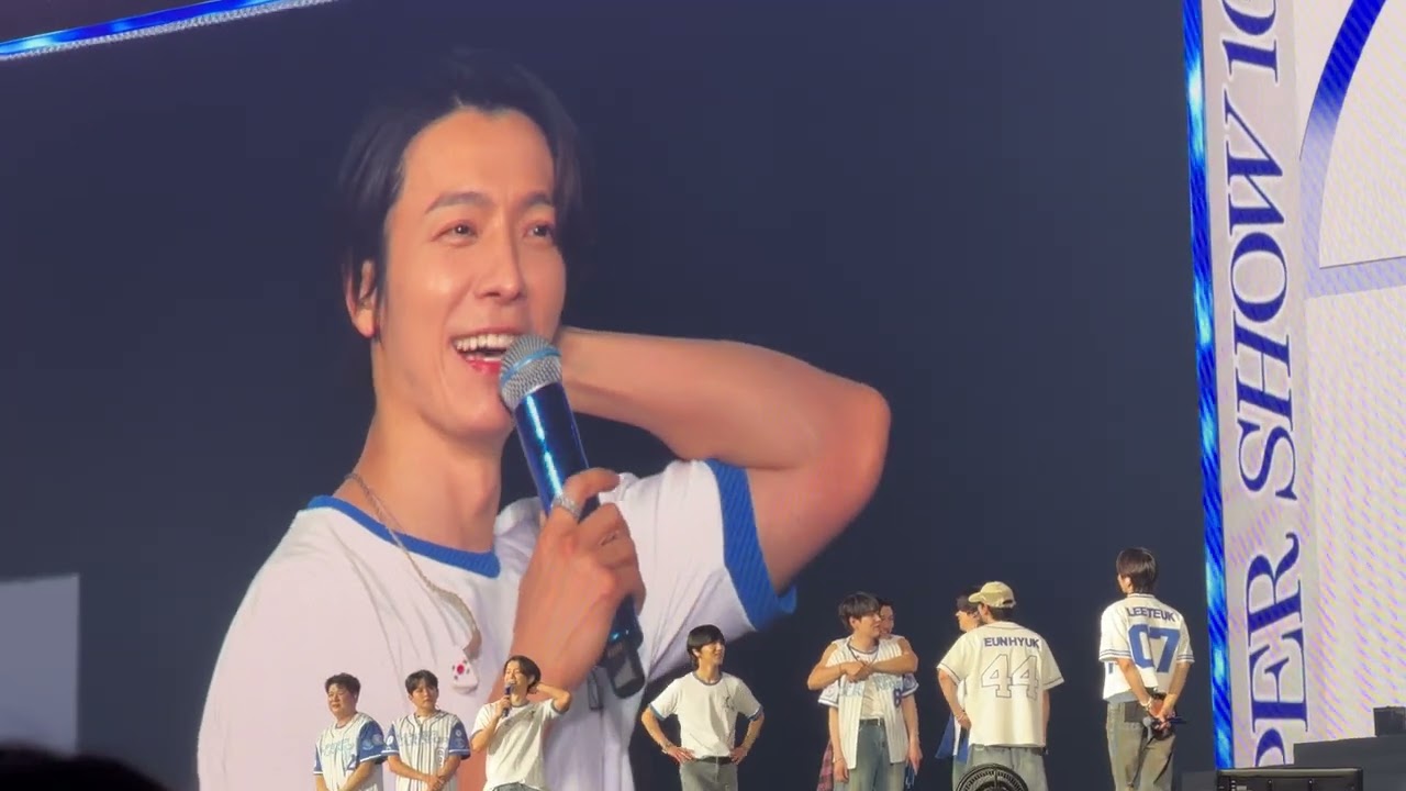 260122 SUPER JUNIOR Arrived In Kaohsiung For SS10 - YouTube