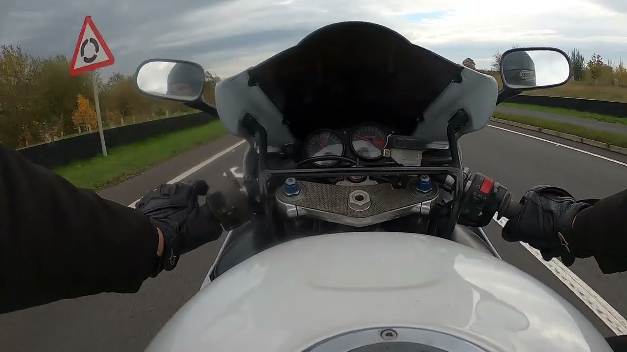 2002 Kawasaki ZX-6R Walkaround & Test Ride - YouTube