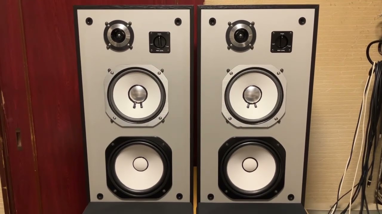 オーディオ試聴動画 ALTEC 409-8E 国産古箱スリットバスレフ - YouTube