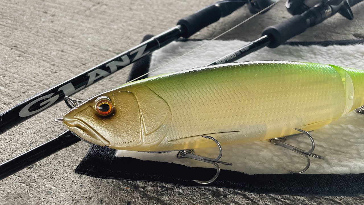 I tried playing around with the dazzling attack! - YouTube