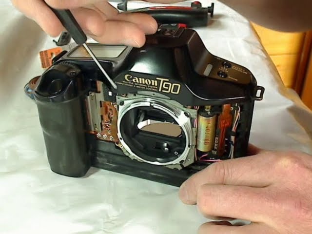 使い方紹介】フィルムカメラ Canon T90のスペックや使い方を紹介~FD