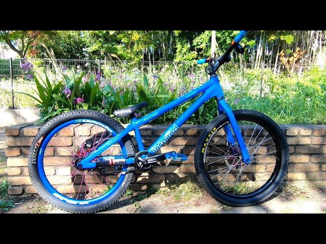 今乗ってるストリートトライアル自転車(^^♪ Inspired Fourplay 2017