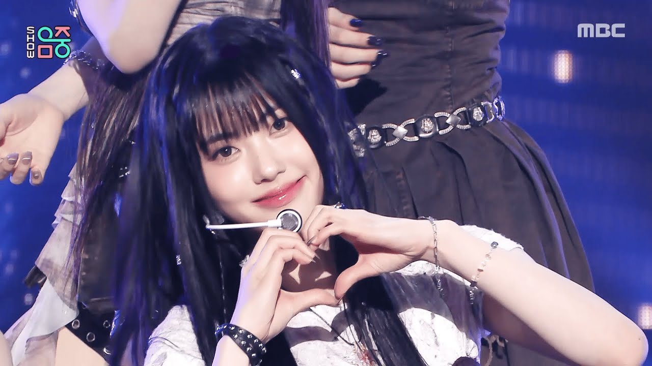 izna - SIGN | Show! MusicCore | aired on MBC 250412 #izna