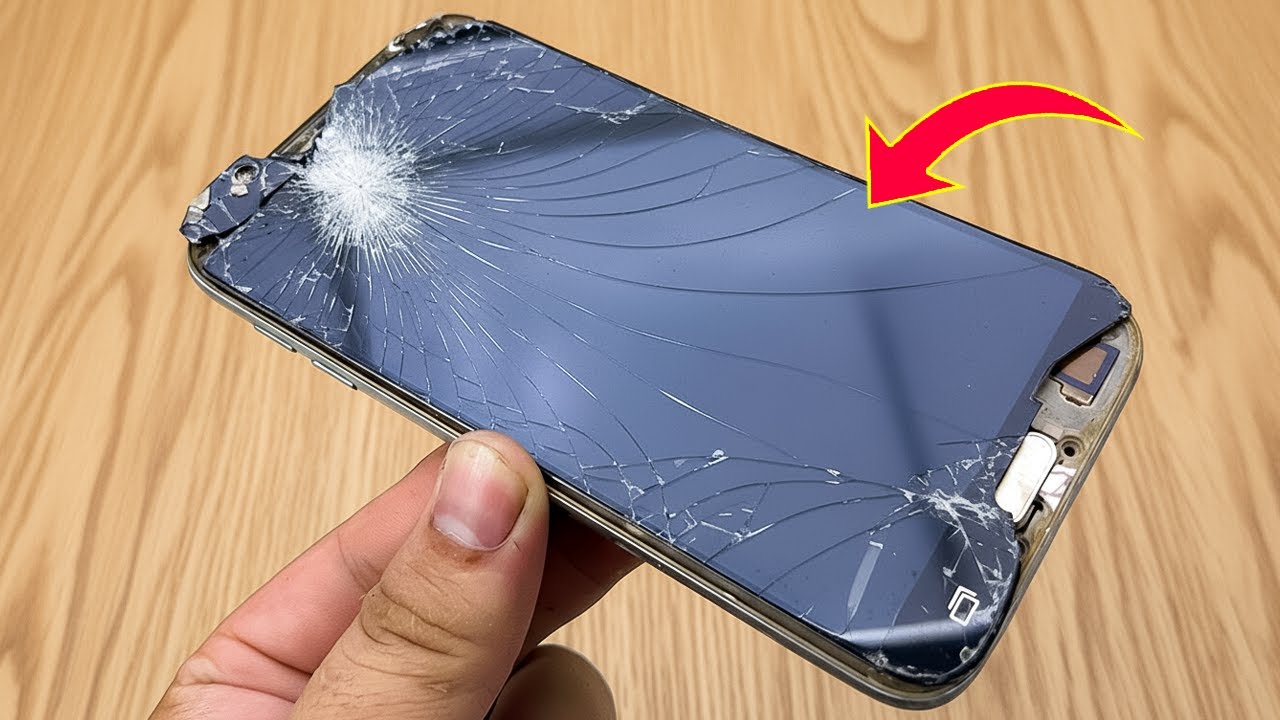 携帯電話から金を取り出す方法！ガラケーを分解してみた - YouTube