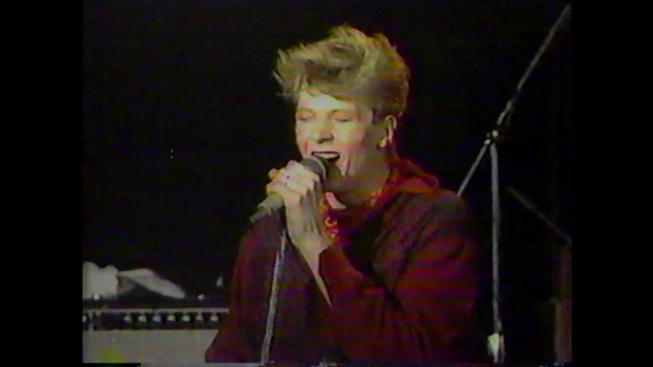 The Rockats - Make That Move (live 1983) - YouTube