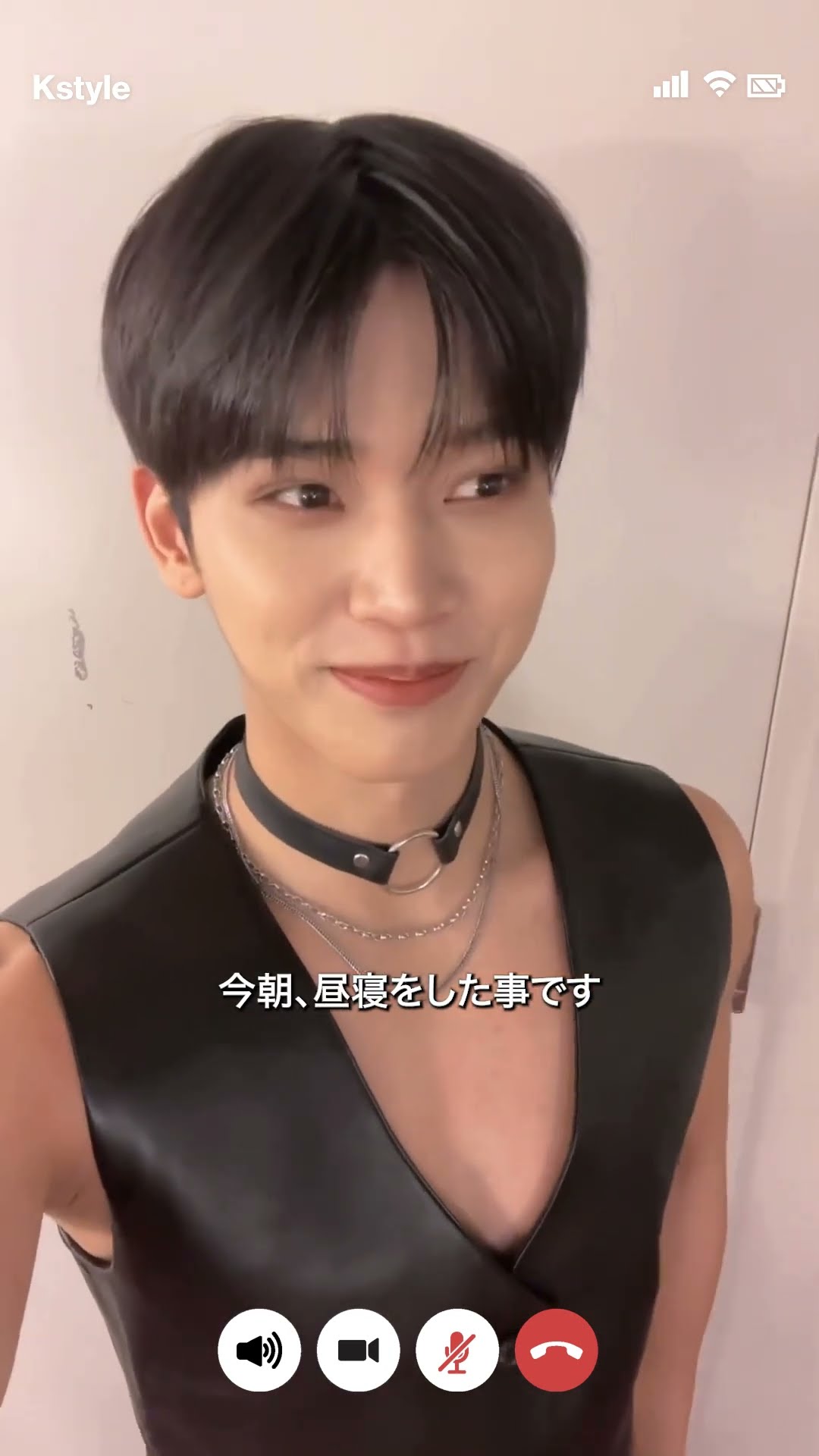 OMEGA X ヒョクからビデオ電話！この日のTMIは？ - YouTube