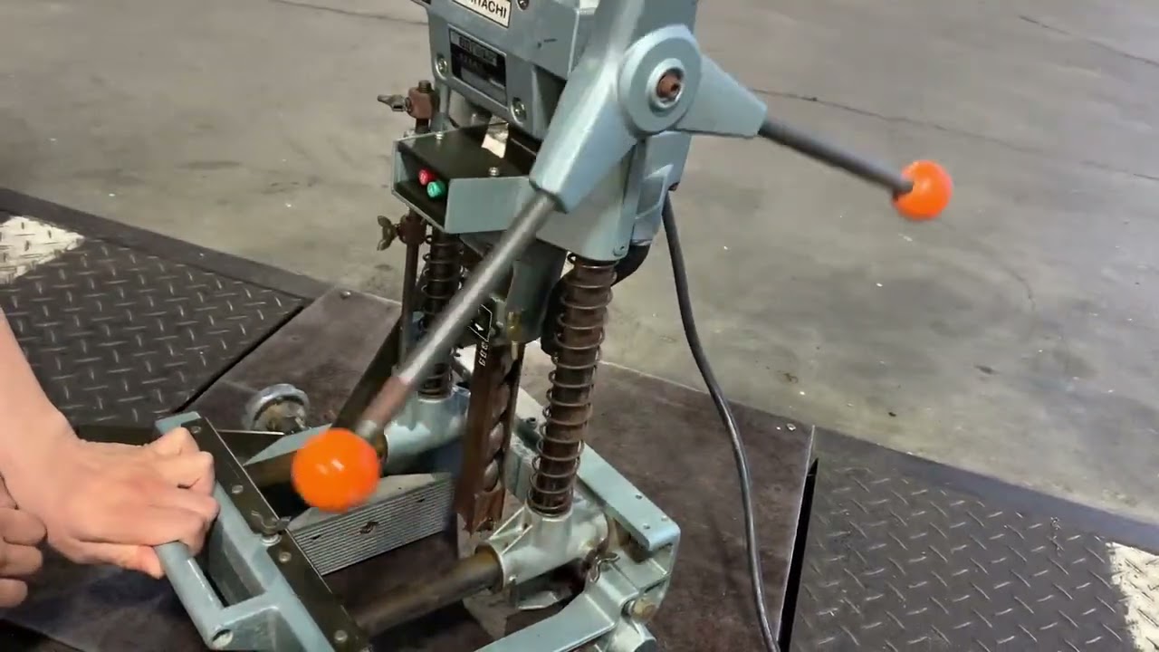 HITACHI 日立工機 電気角のみ(深穴角ノミ) BS30SA 簡易動作確認動画