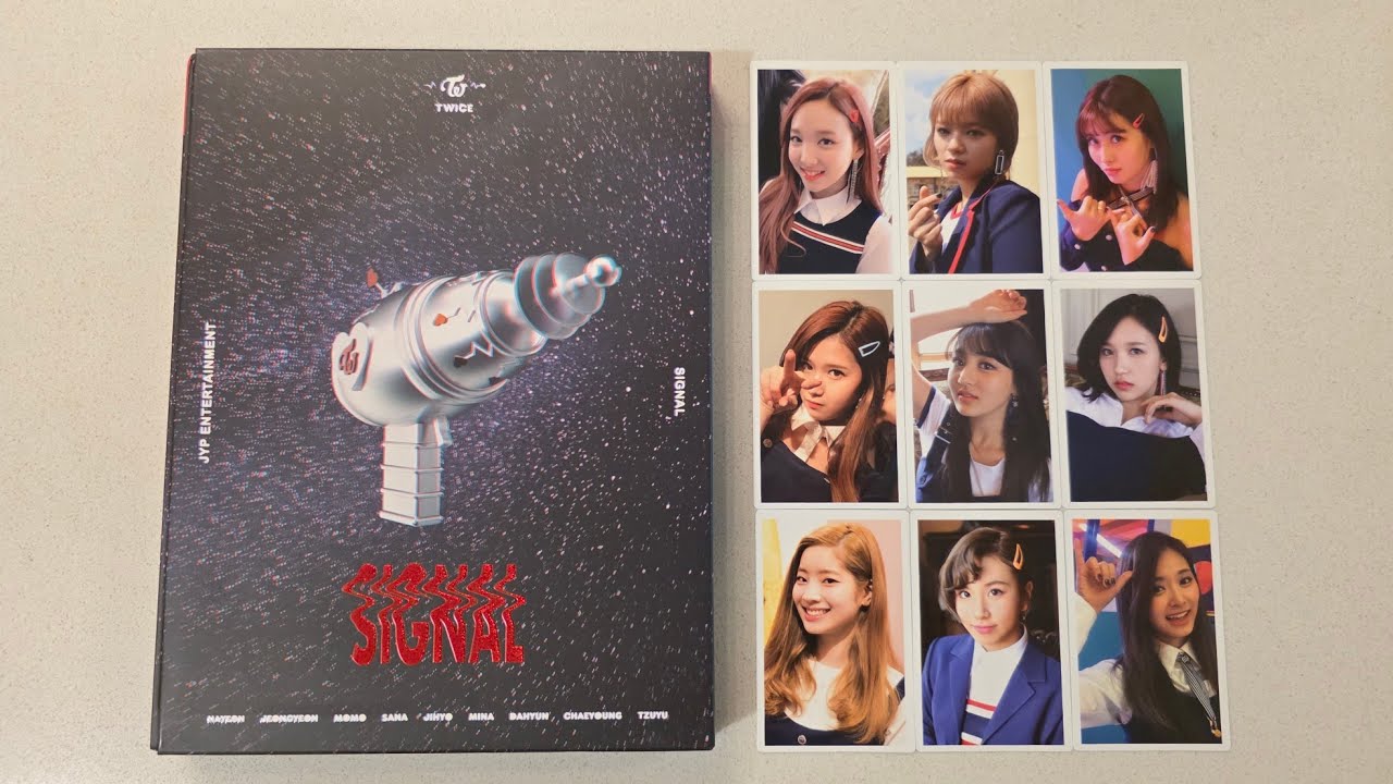 트와이스 (TWICE) Signal Monograph Unboxing - YouTube