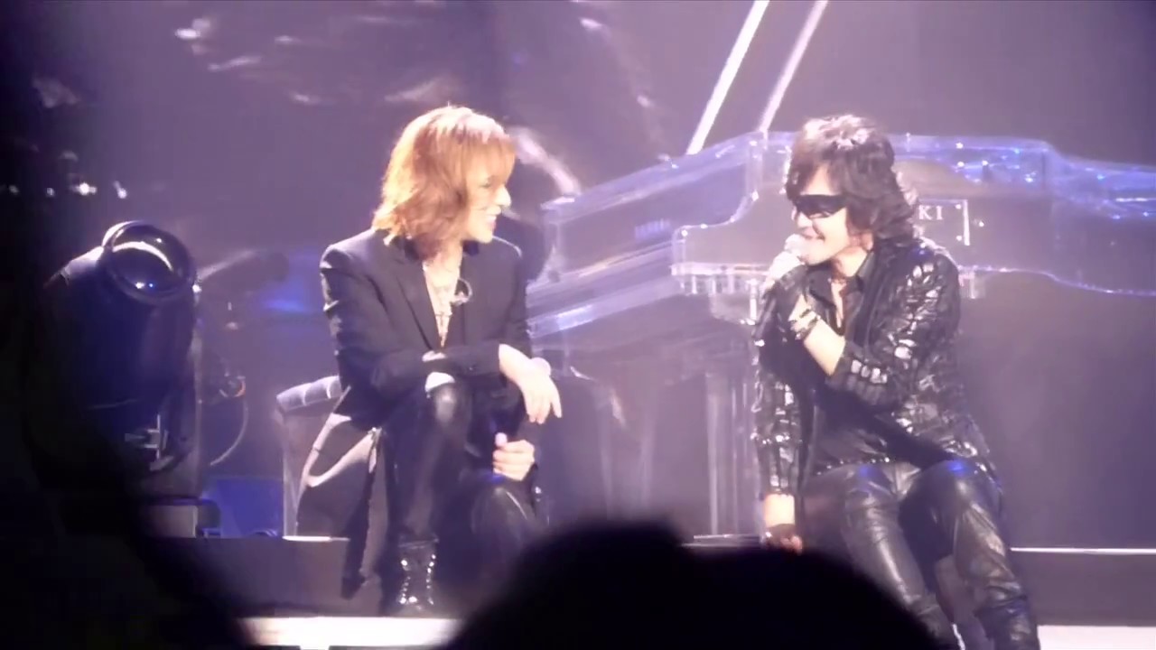 YOSHIKI and ToshI talk session incl. Say Anything | X JAPAN live