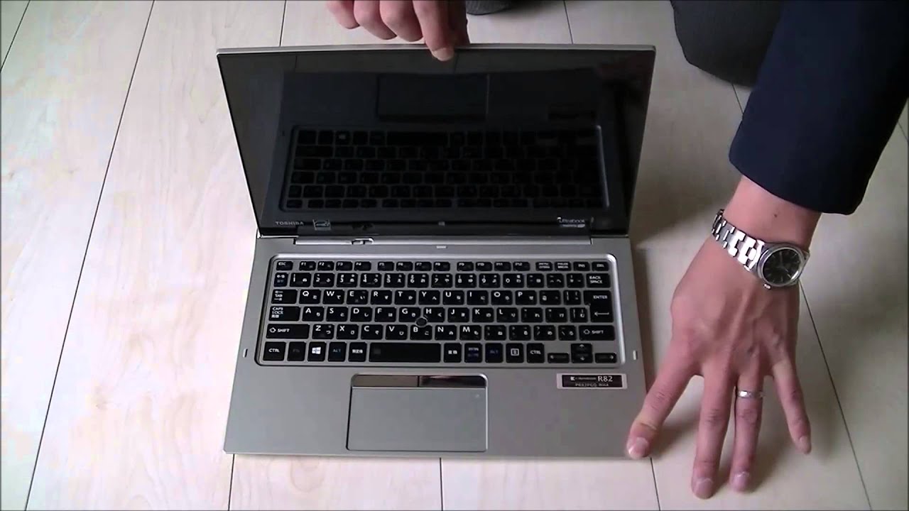 外に出るのが苦にならない！ほぼ全部入りノートブック - TOSHIBA