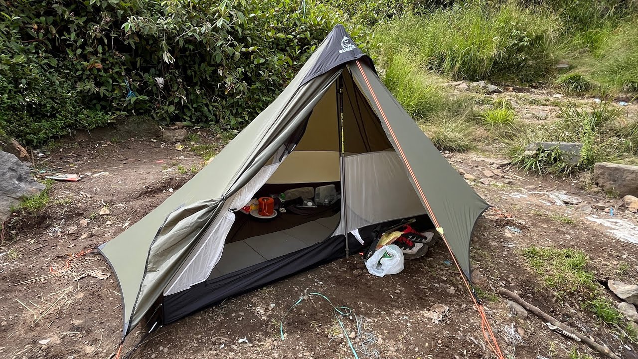 I got a walking camp / super lightweight new tent. /SUMO equipment