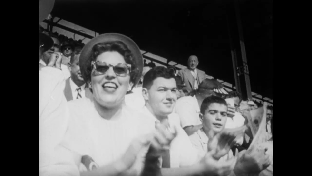 Willie Mays 'The Catch' 1954 World Series Game 1 - YouTube