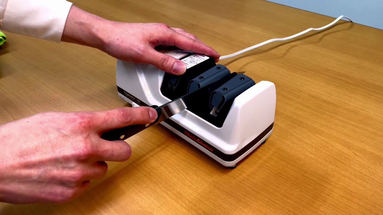 シェフスチョイス 電動式包丁研ぎ器 120N 基本的な使い方 - YouTube