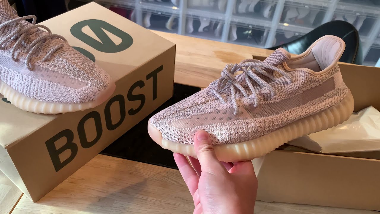 adidas YEEZY Boost 350 V2 