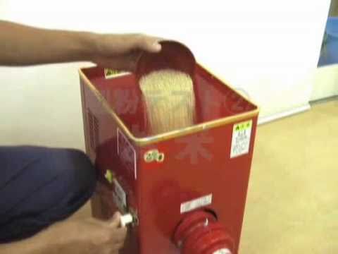 粗挽きから微粉まで！高性能の製粉機 『こな一番』 M-300 - YouTube