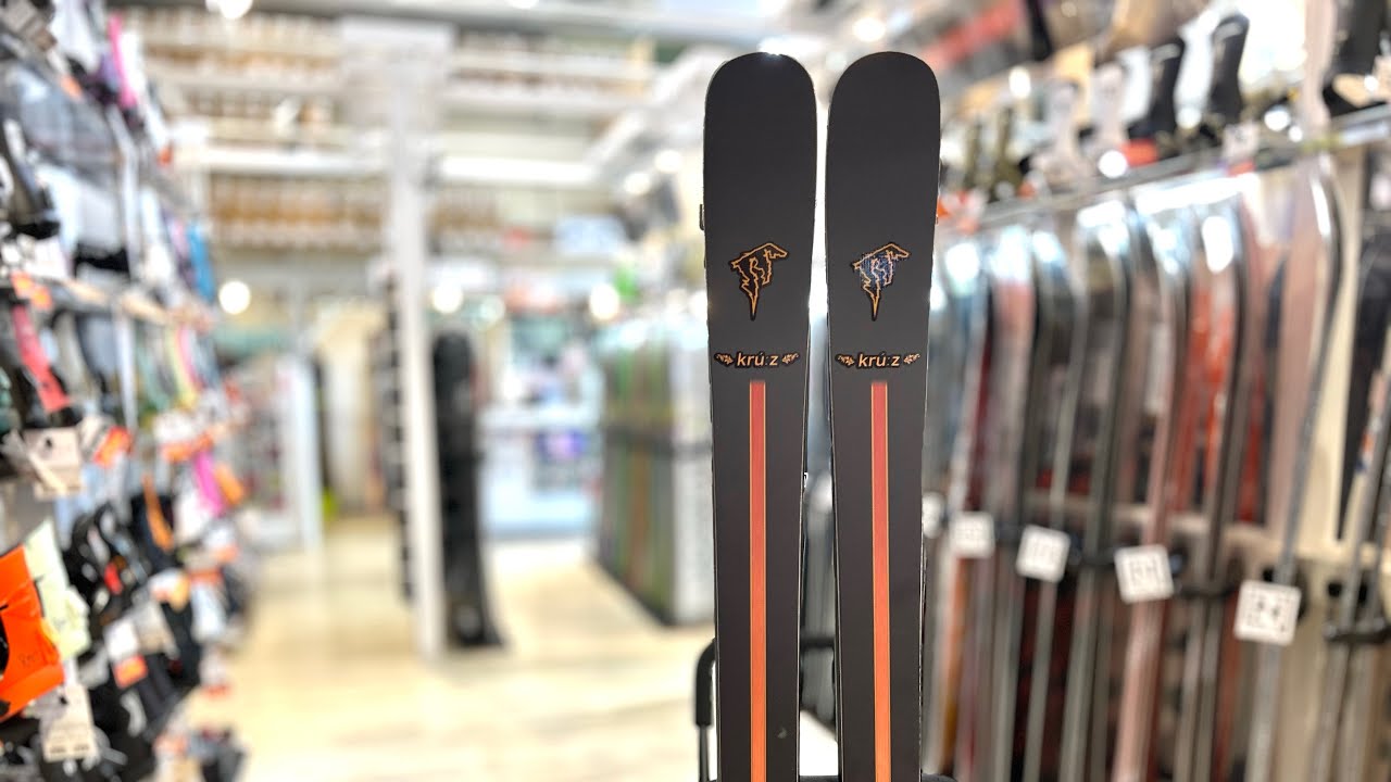 強めのロッカーによるハンドリングの良さで様々なスキー場を軽快に