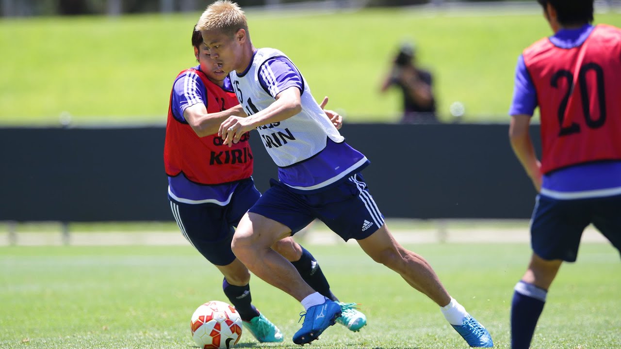 日本代表inオーストラリア】 1/9 本田圭佑インタビュー - YouTube