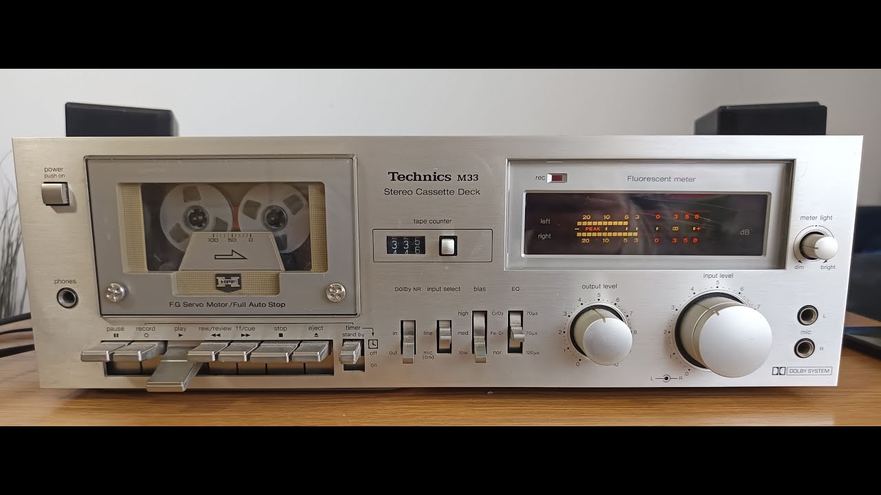 Technics M33. Stereo Cassette Deck - YouTube