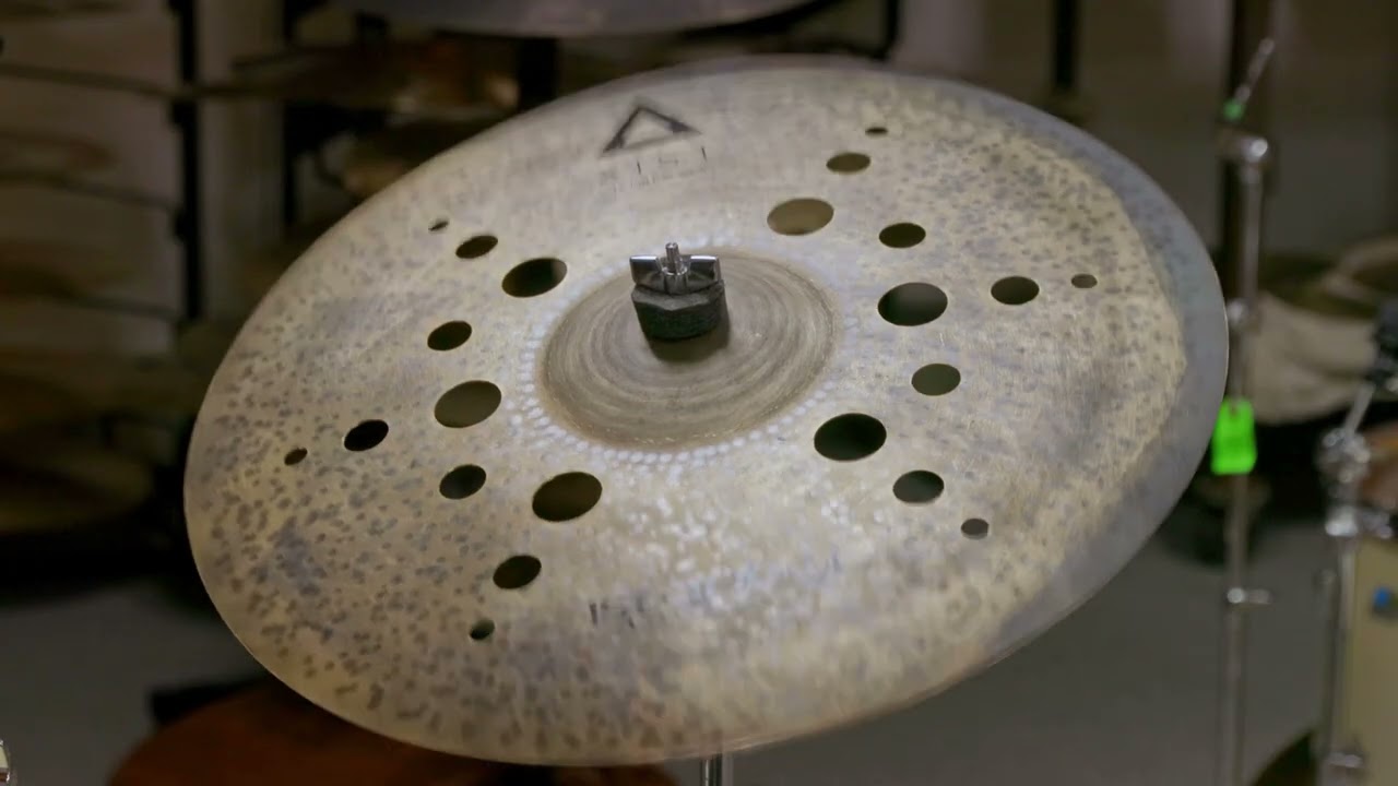 Istanbul Agop 19