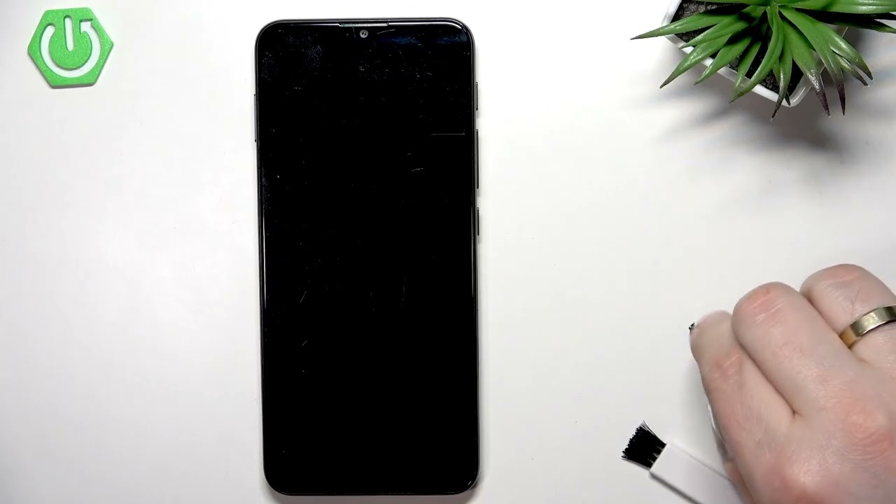 MOTOROLA Moto G10-ブザー（音声スピーカー）の掃除方法 - YouTube