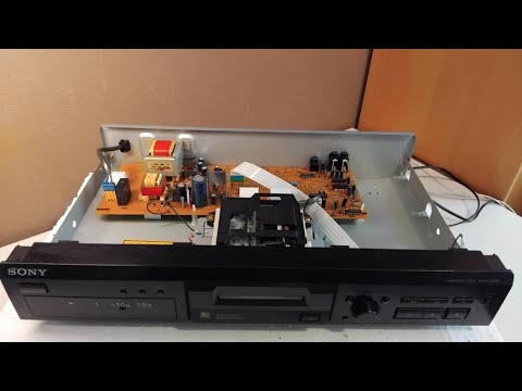 Sony MDS-JE330 MD Player / Recorder (1999-01') - Look inside after