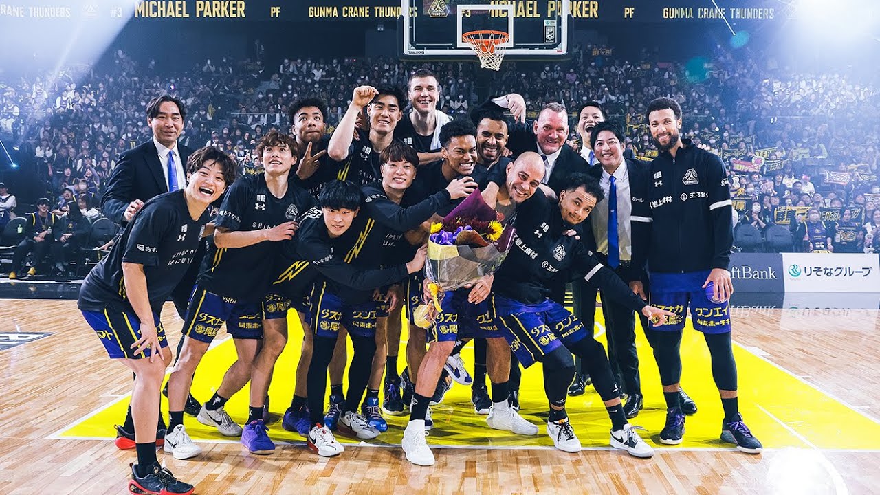 史上初】マイケル・パーカー選手 個人通算 15,000得点 達成💐 - YouTube