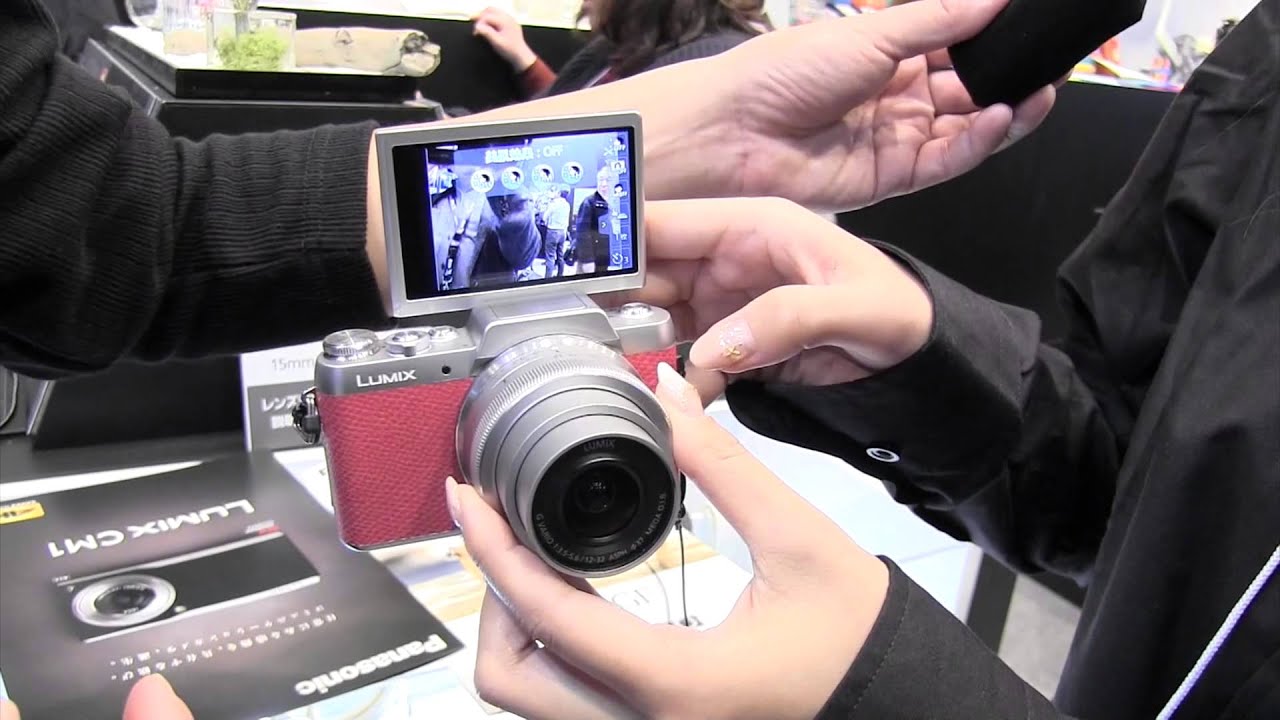CP+2015】自分撮り機能が充実したミラーレス一眼「パナソニック LUMIX