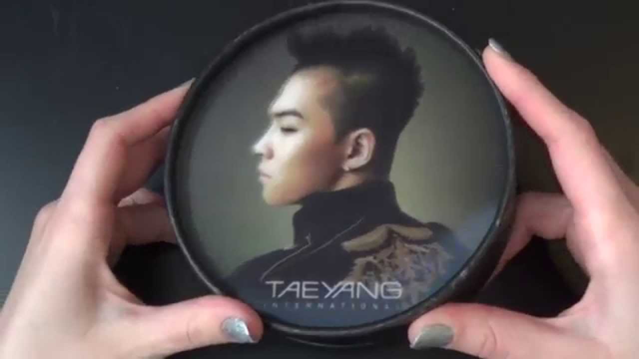 Unboxing Taeyang 태양 (BIGBANG) 1st Studio Album Solar
